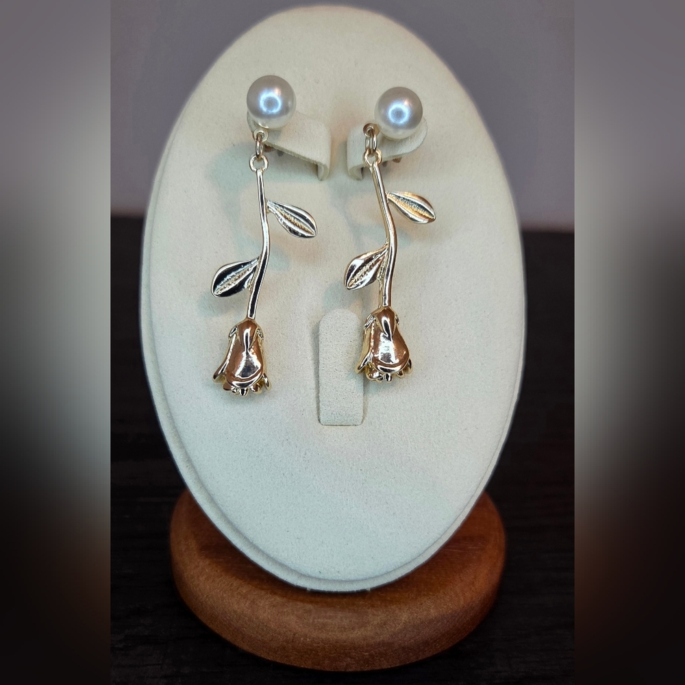 Lulus Rose Drop Earrings Faux Pearl Gold Tone Floral Dangle Bridal Romantic